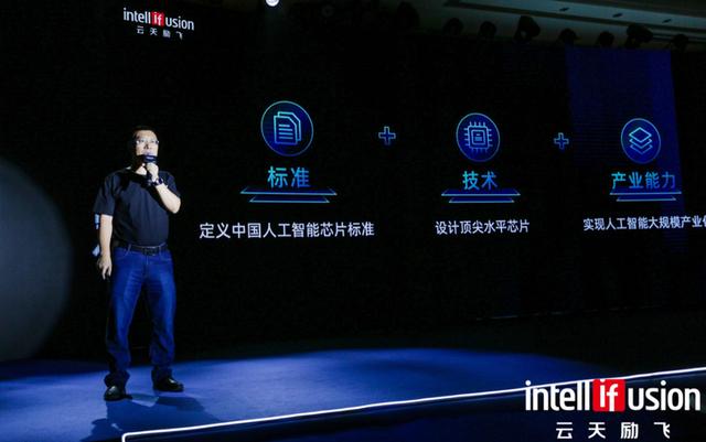 d68fb0506d1b64e0cbb282f95620bba31582877429.jpg RhmK45AAZXmsG6.jpg